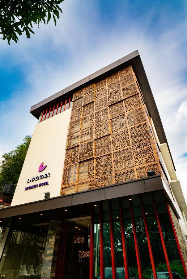 ホテル Lavender Infopark Kochi エクステリア 写真