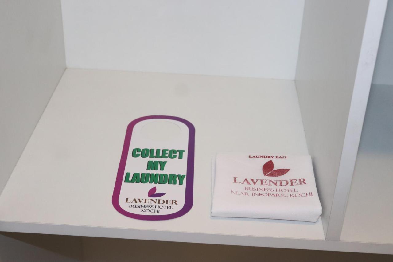 ホテル Lavender Infopark Kochi エクステリア 写真